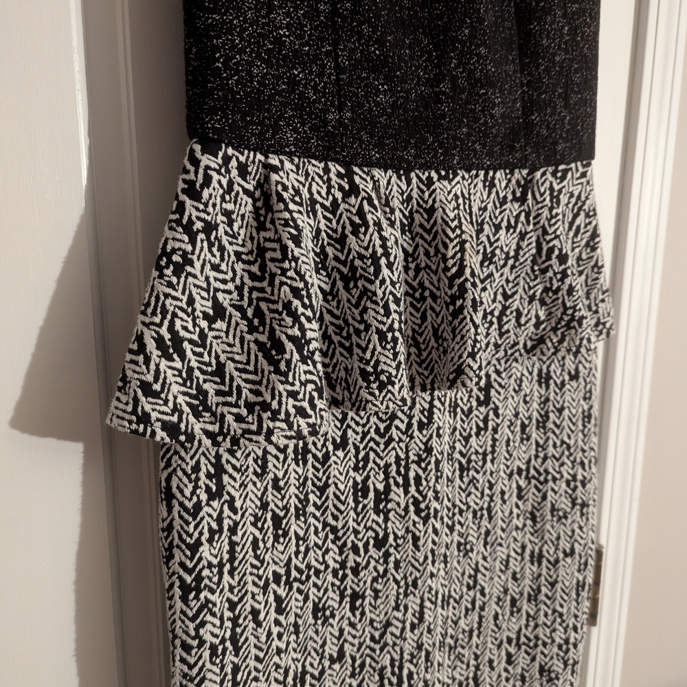 New York & Company Black and White Peplum Dress - Picture 3 of 9